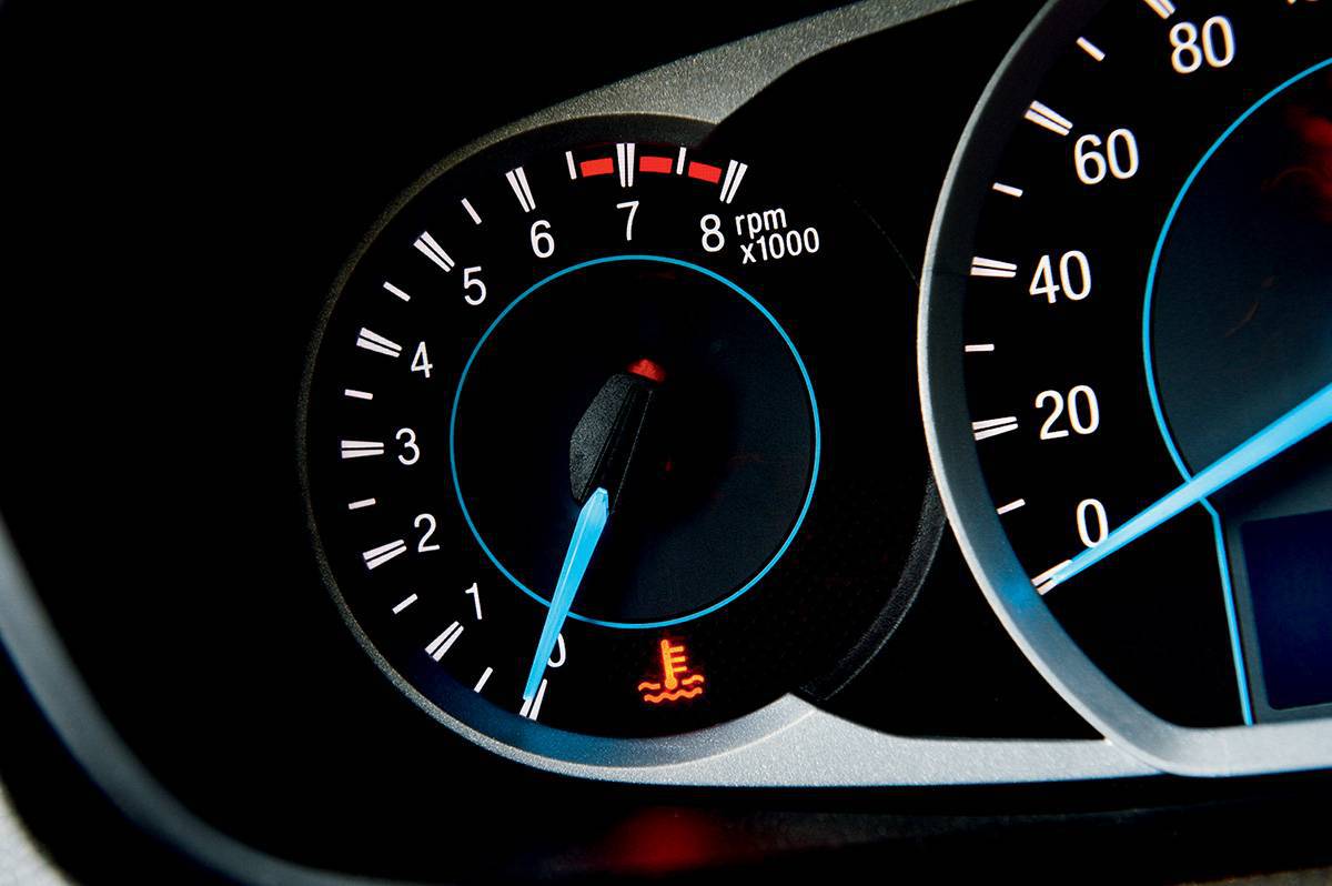 Reparo de indicador de temperatura painel automotivo